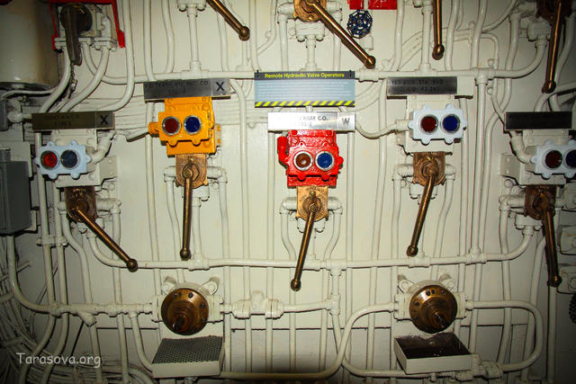 Внутренняя начинка корабля Внутренняя начинка корабля