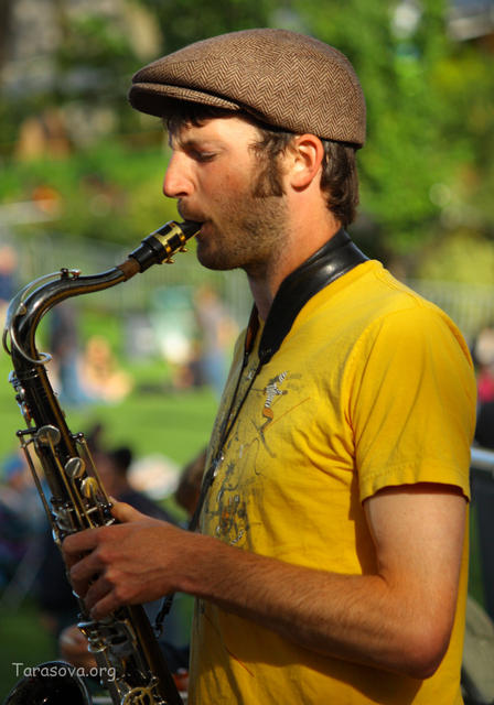 Саксофонист Саксофонист